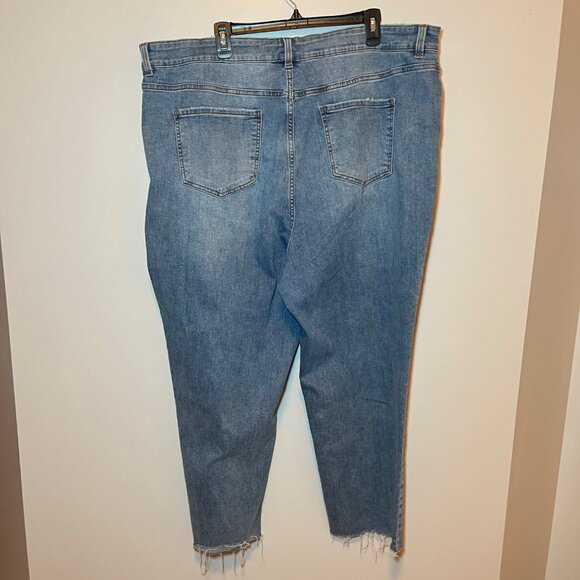 Universal Standard Katie High Rise Cross Over tapered leg jean 22 - Picture 8 of 13